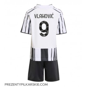 Stroje piłkarskie Juventus Dusan Vlahovic #9 Koszulka Podstawowej dla dzieci 2025-26 Krótki Rękaw (+ szorty)